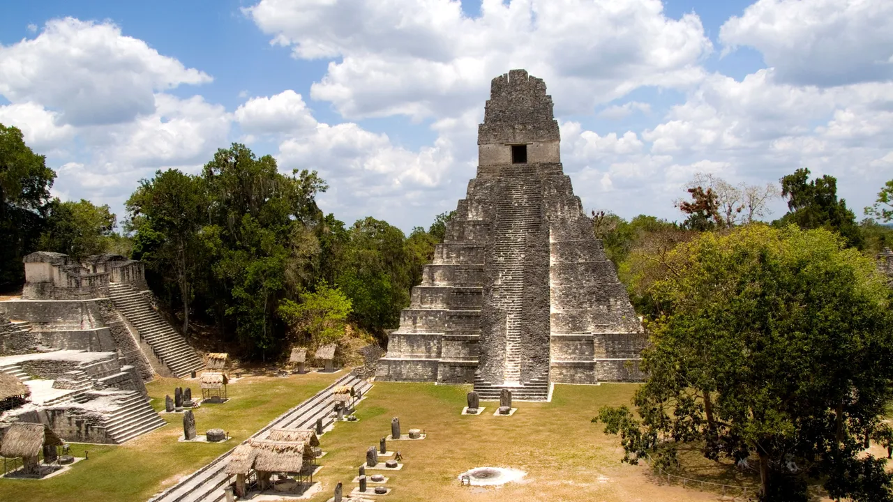 Un códice hallado en Guatemala revela por primera vez el nombre de un astrónomo maya