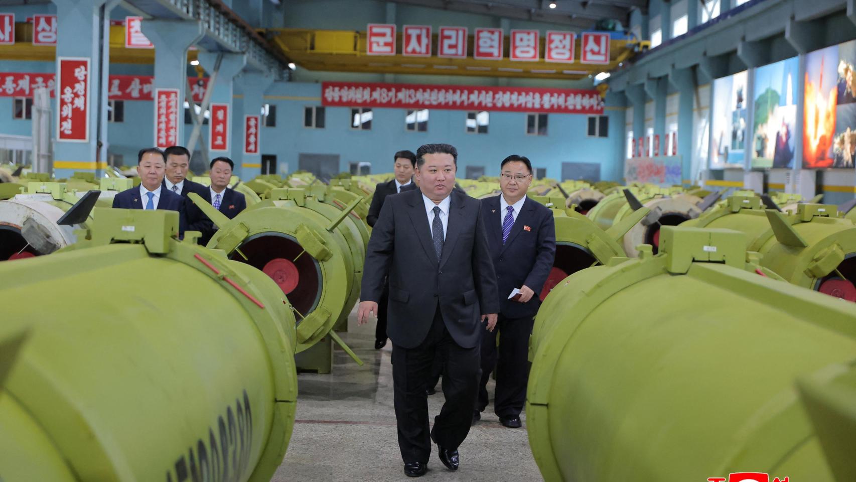 Kim Jong-un ordena aumentar la producción de misiles tras desplegar EEUU un submarino nuclear en Corea del Sur