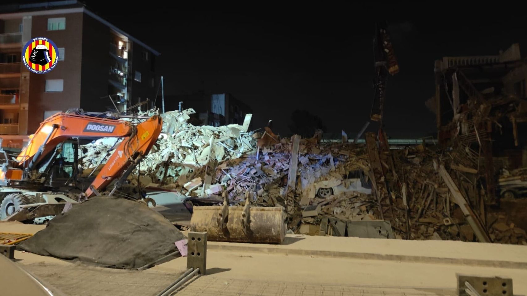 Benetússer derruirá la parte del edificio desplomado que queda en pie tras la valoración de los técnicos