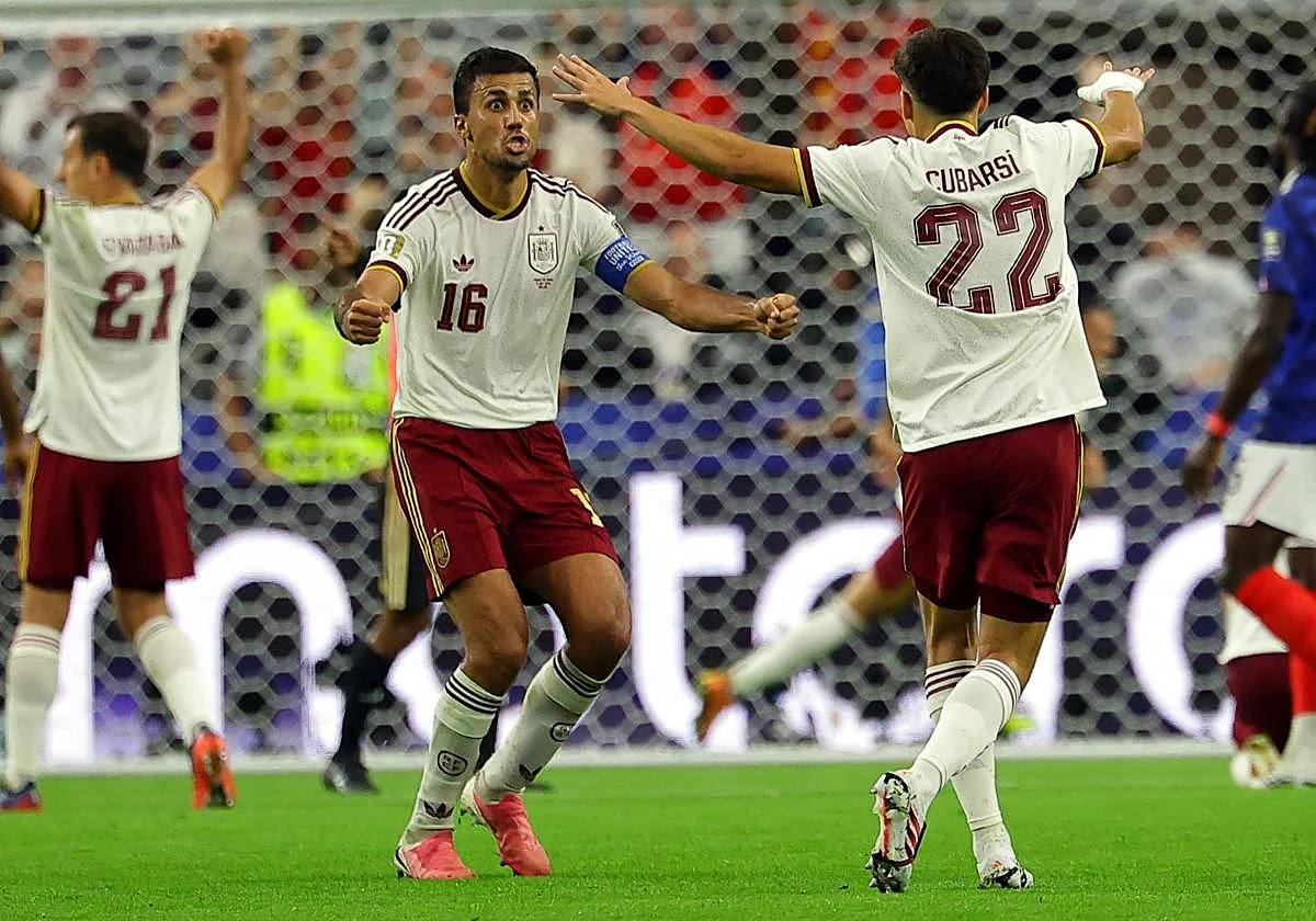 La Roja dibuja el equilibrio perfecto