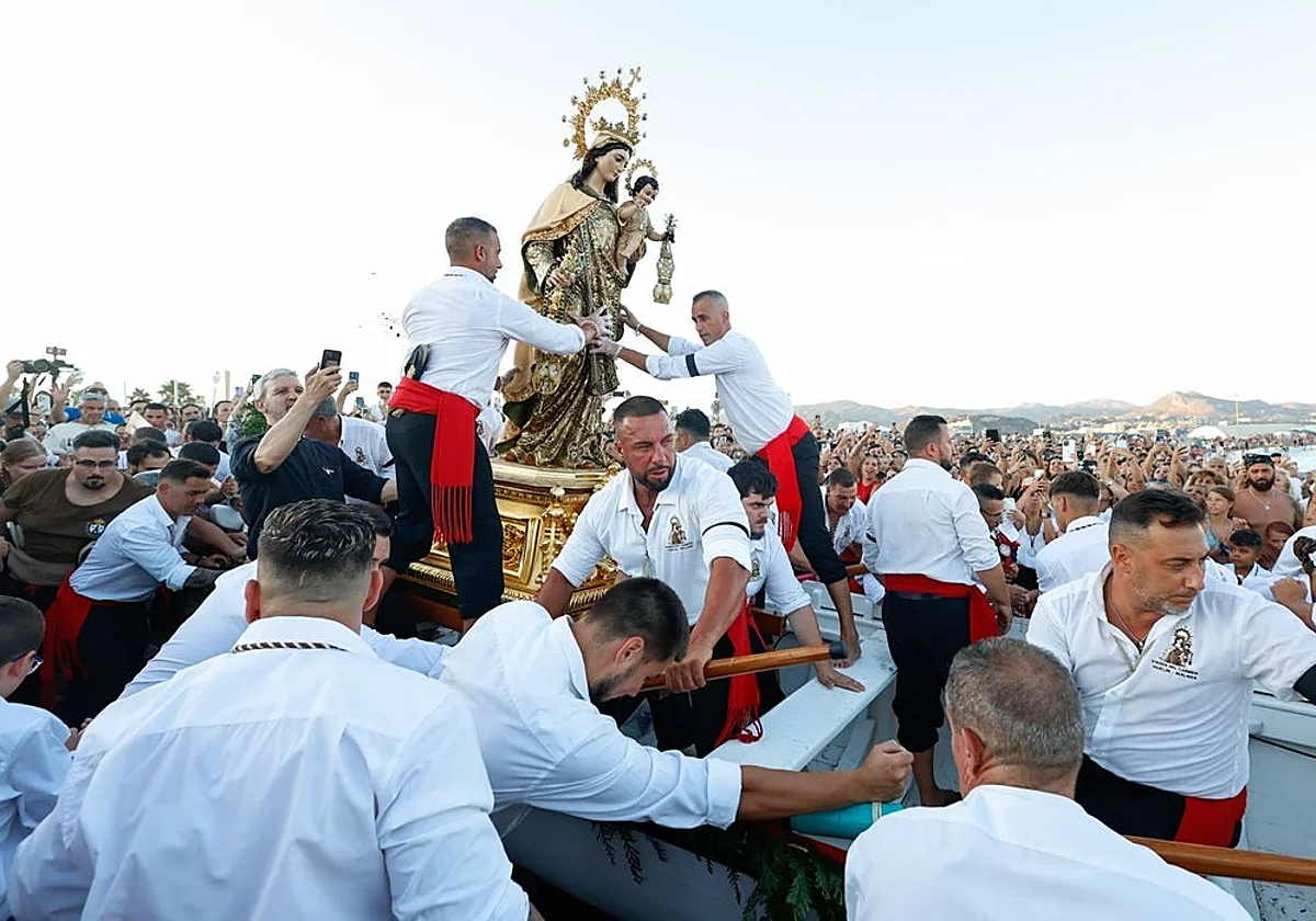La Virgen del Carmen de Huelin adelanta su procesión a la mañana del domingo por la final del Mundial de fútbol