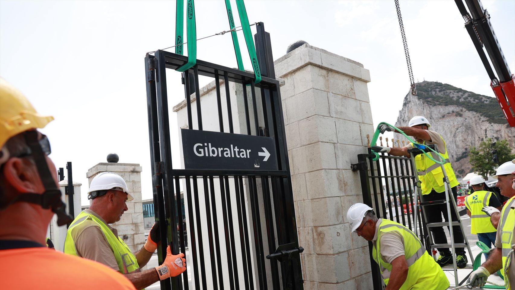El Gobierno acepta que España pierda el control del tratado de Gibraltar sin siquiera discutirlo en las Cortes