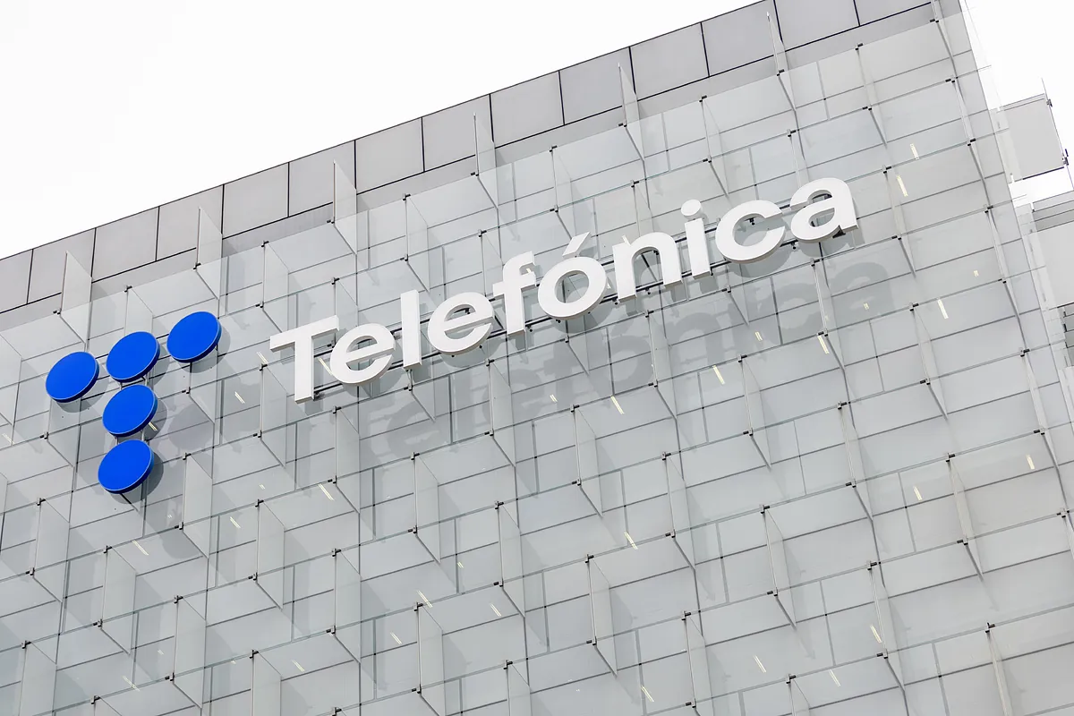 Barclays rebaja a Telefónica en el día del debut de Digi