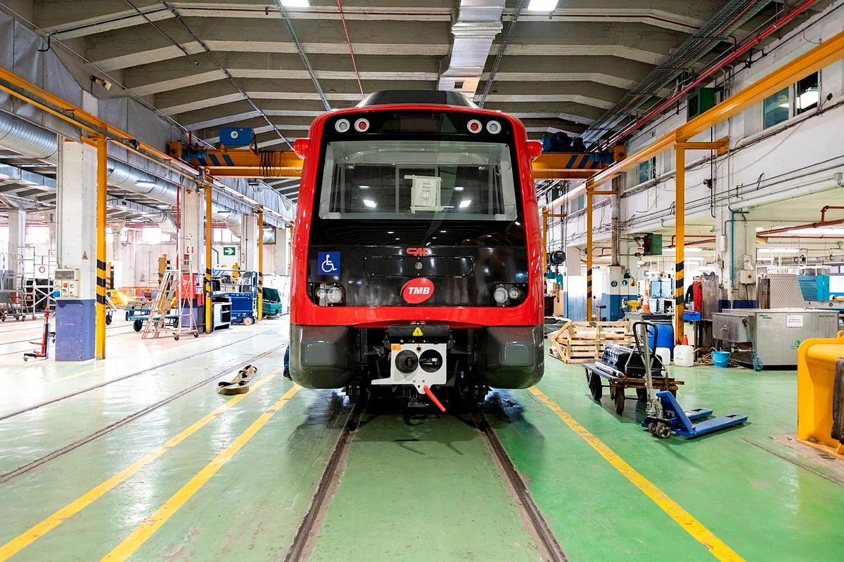 Desierto el mayor concurso de trenes para el Metro de Barcelona, que vuelve a licitarse