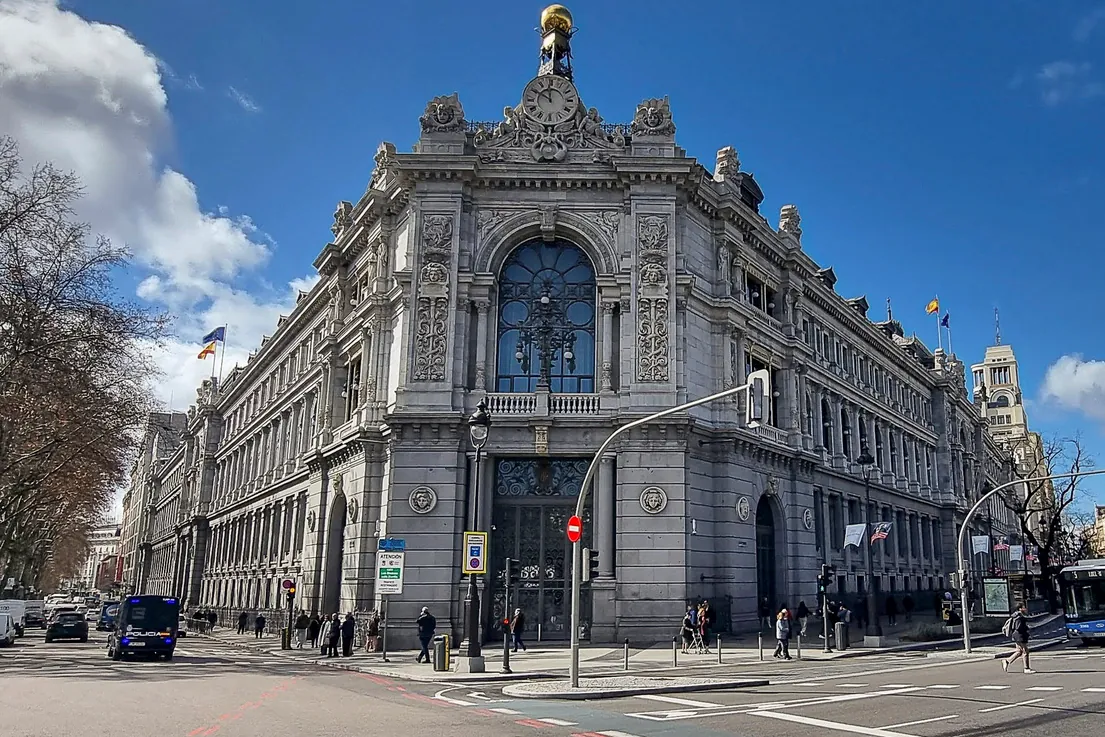 La deuda pública se modera en mayo hasta el 100,2% del PIB