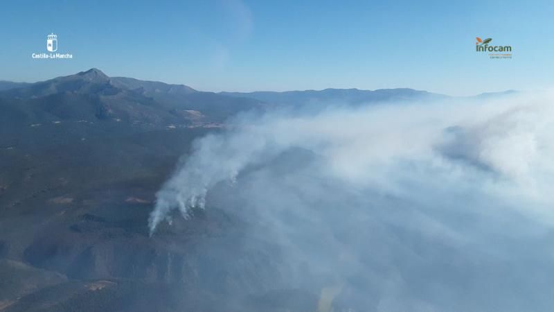 Investigan al alcalde de Vox de Robledillo de Mohernando por el incendio que ha arrasado 2.000 hectáreas en Guadalajara