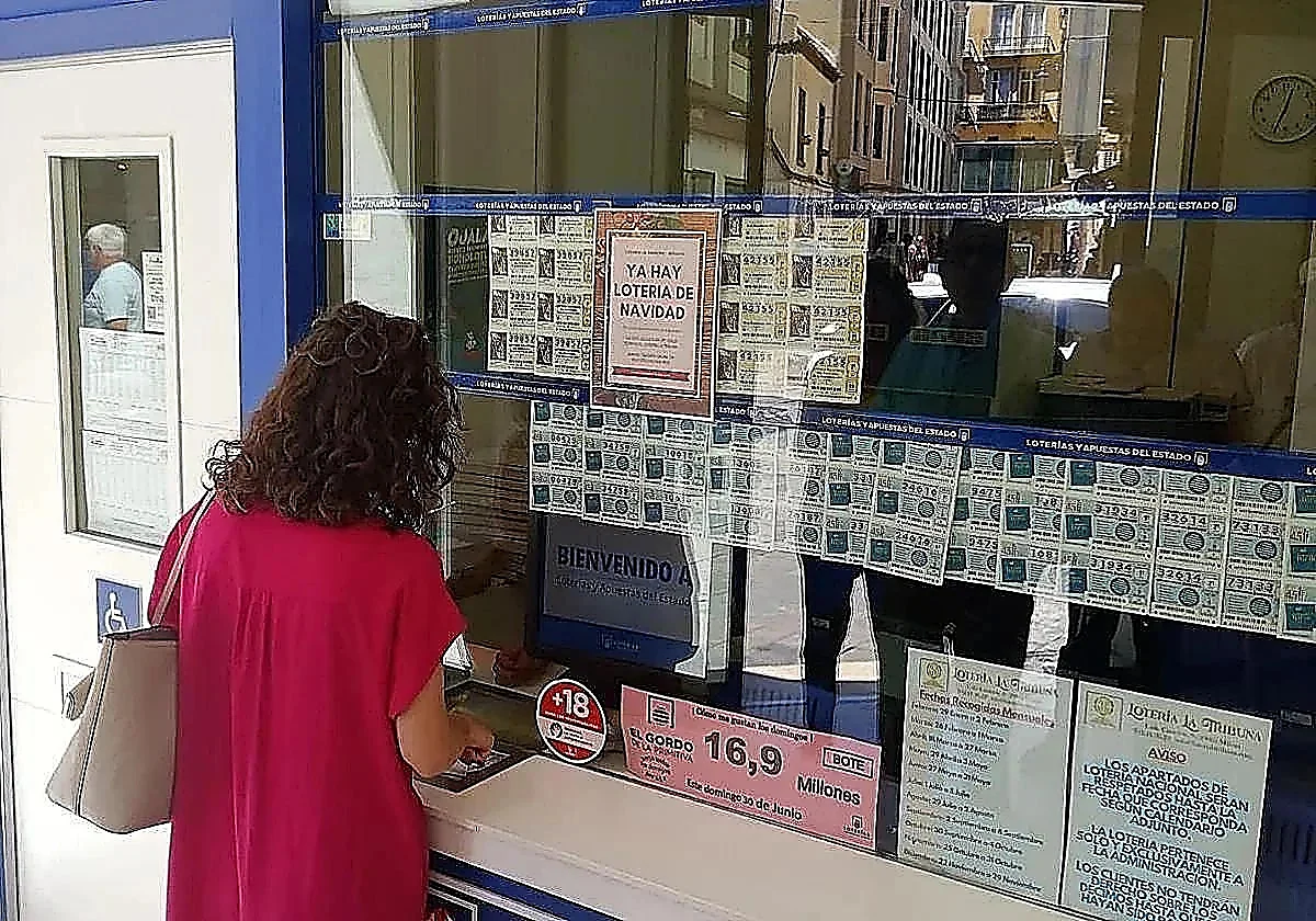 Malaga lottery retailers protest over commissions frozen for more than 20 years