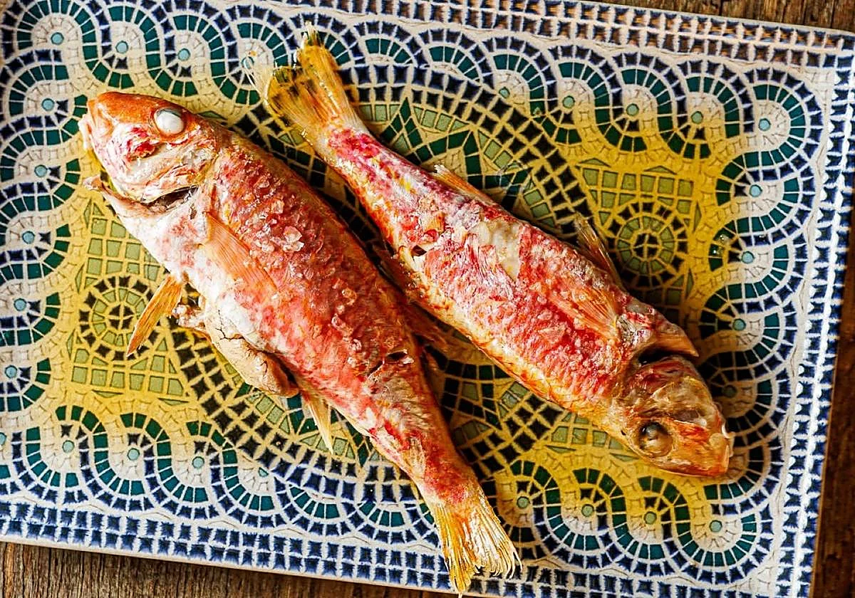 Más allá de la sardina: pescados que alcanzan su mejor momento en verano