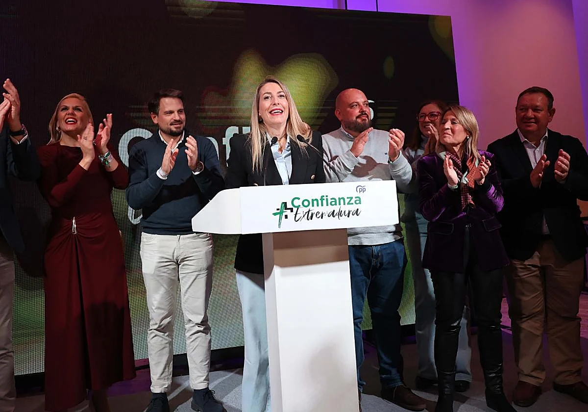 PP wins in Extremadura election but depends on Vox