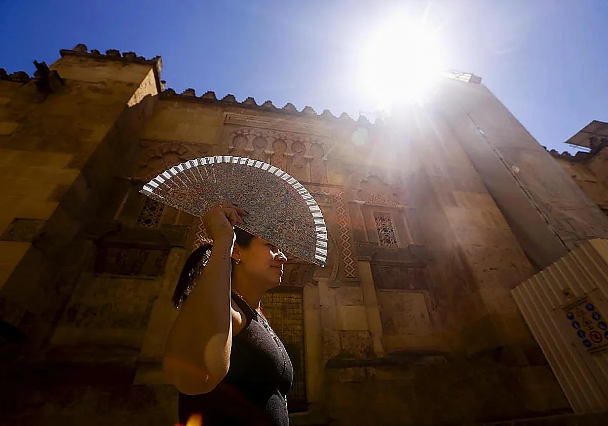 All of Andalucía, except Huelva province, under heat alerts on Monday