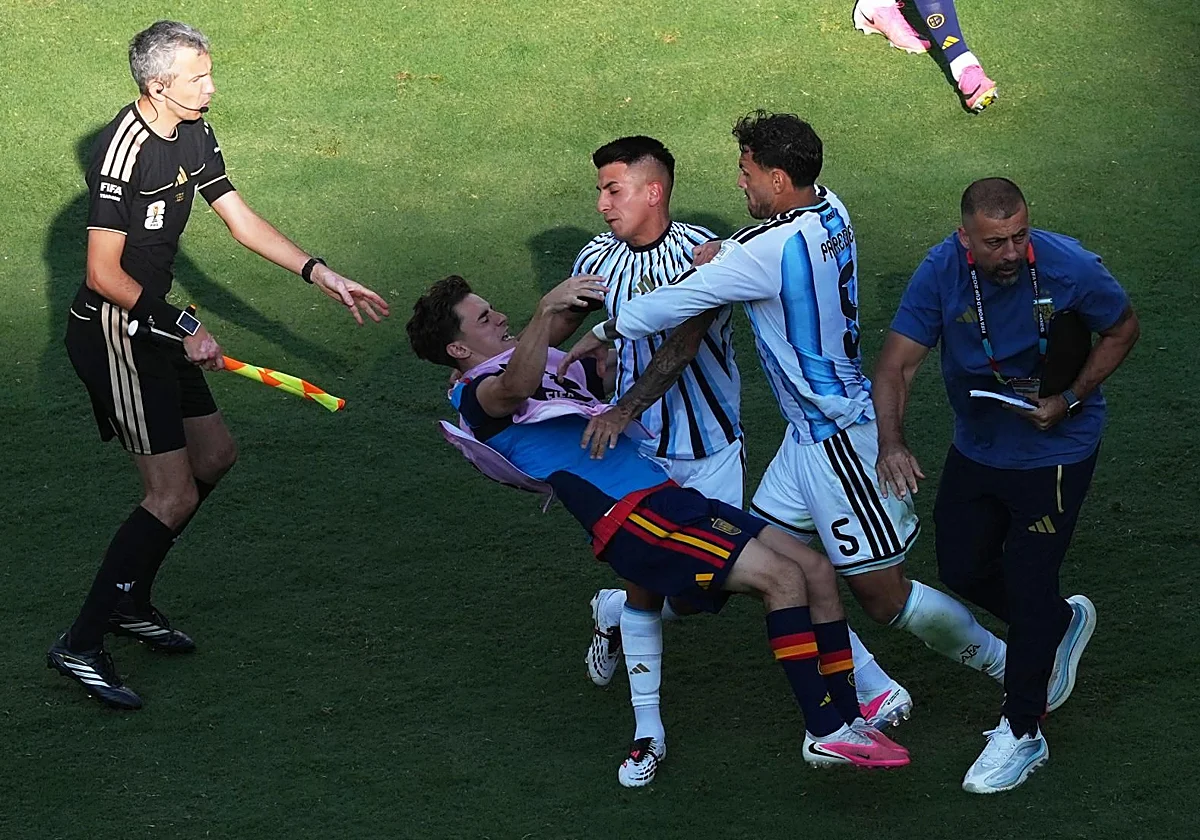 La FIFA abre una investigación contra Argentina por los incidentes de la final