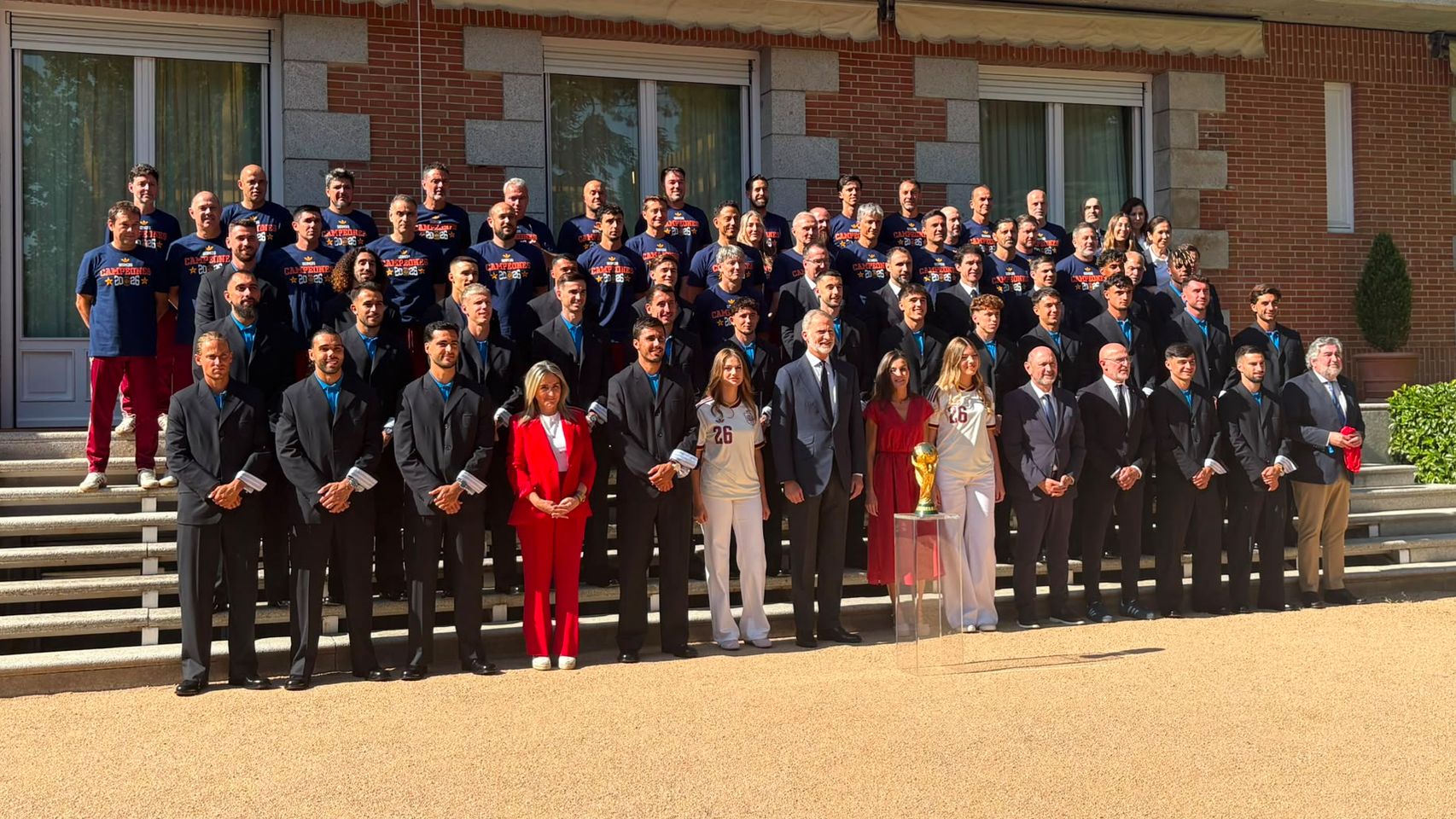 Horario y recorrido de España hoy, celebración del Mundial y última hora en directo | Llegada de los jugadores de la selección española a Cibeles
