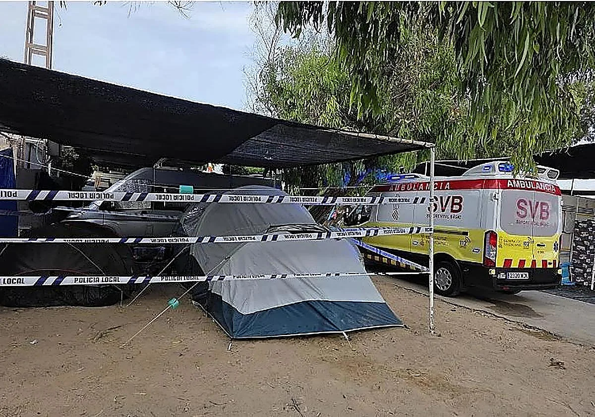 Atropella a una mujer en un camping: «Discutieron, arrancó la furgoneta y se la llevó por delante»
