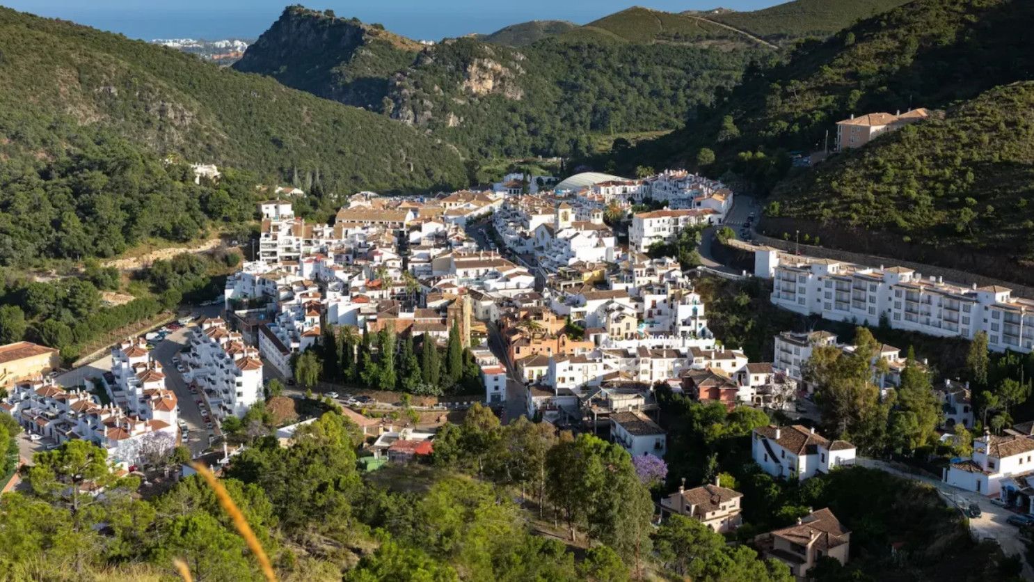 Investigan la muerte violenta de otra mujer en Málaga: el cuerpo ha sido hallado en una vivienda de Benahavís