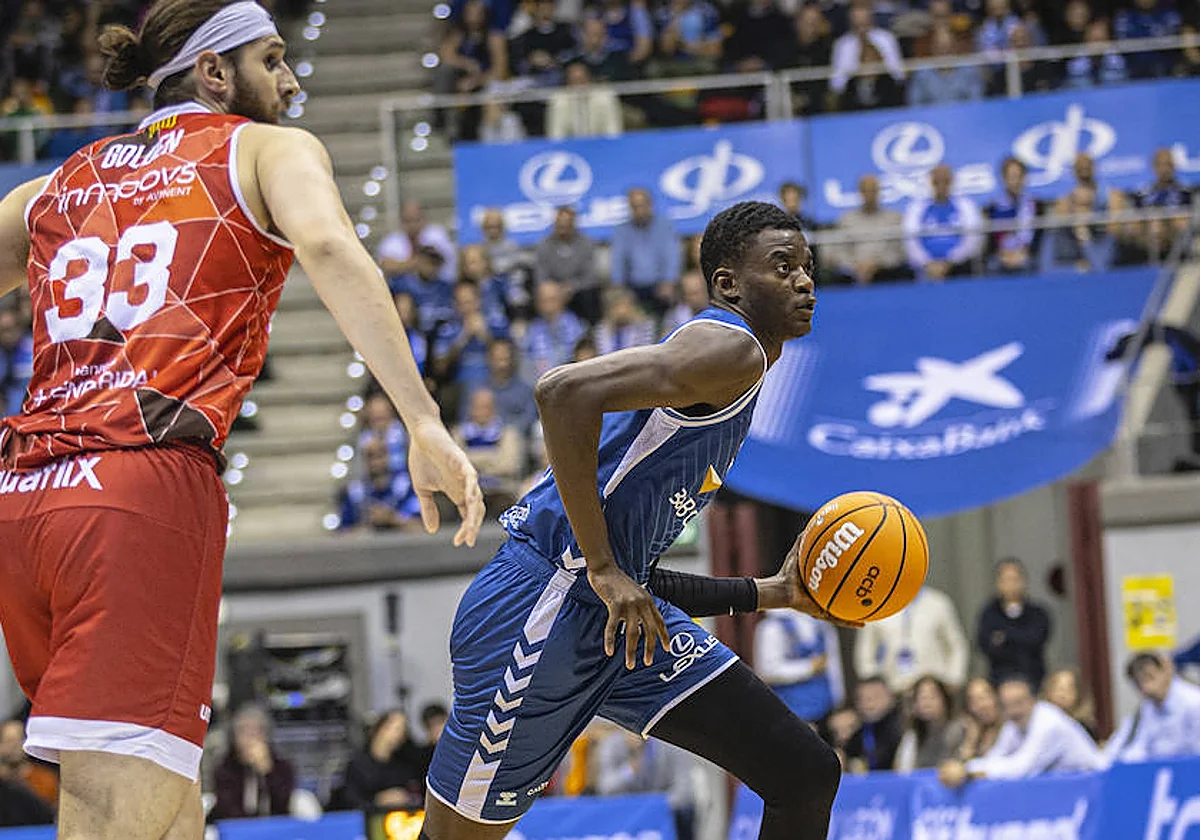 El Unicaja confirma la apuesta por Nzosa: «Lo va a hacer muy bien»