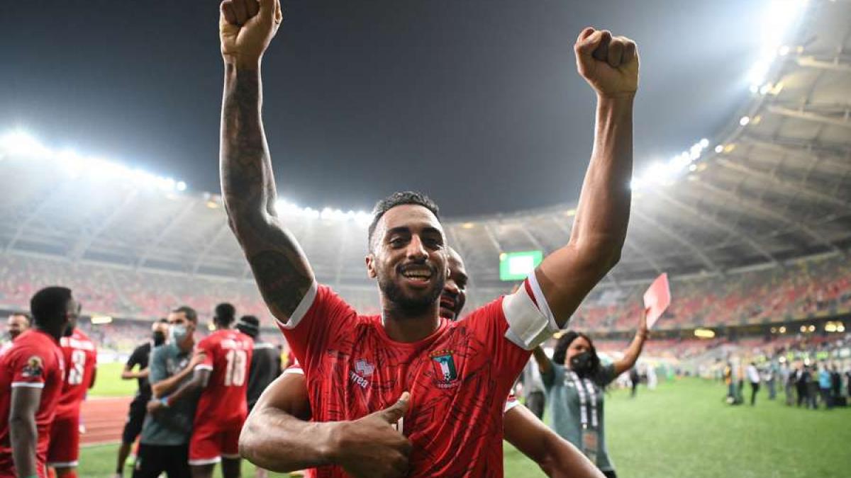 "Aún me tienen que pagar cuatro meses"<br>