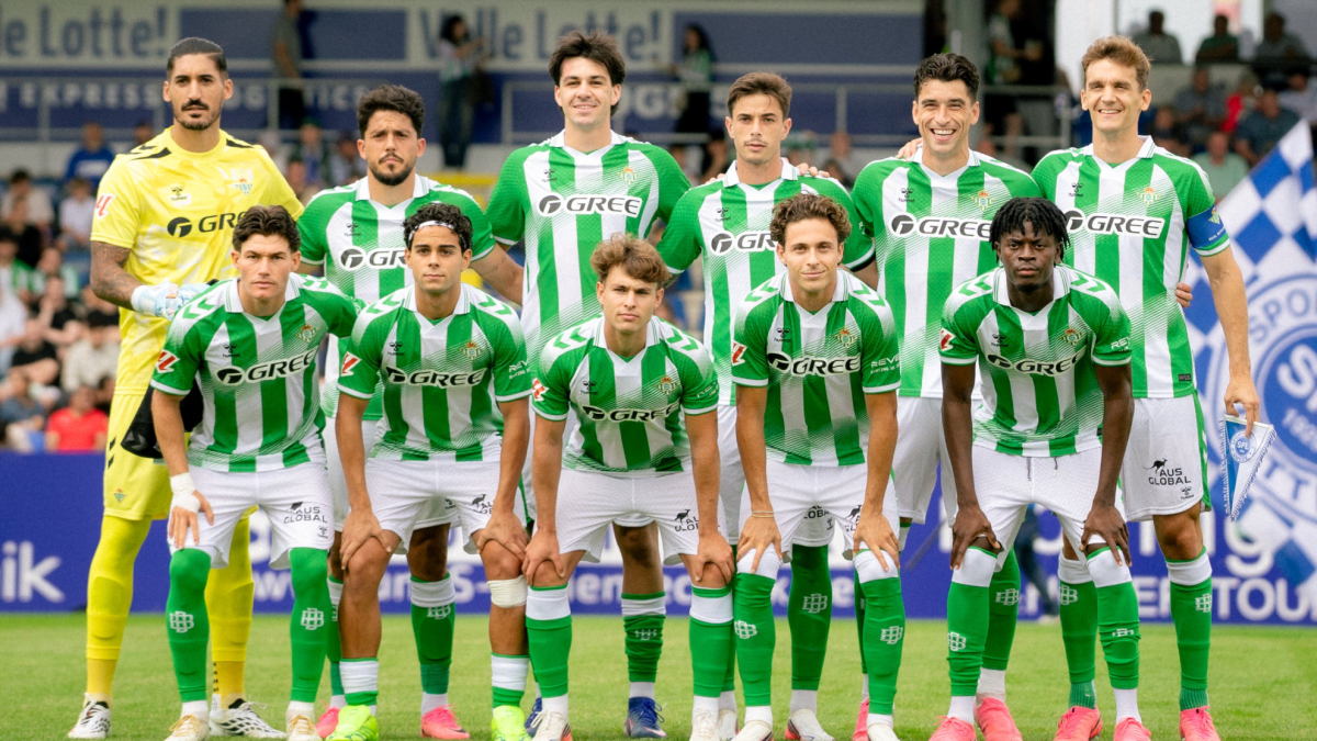 El Betis estudia la opción de añadir un partido más a su calendario de pretemporada