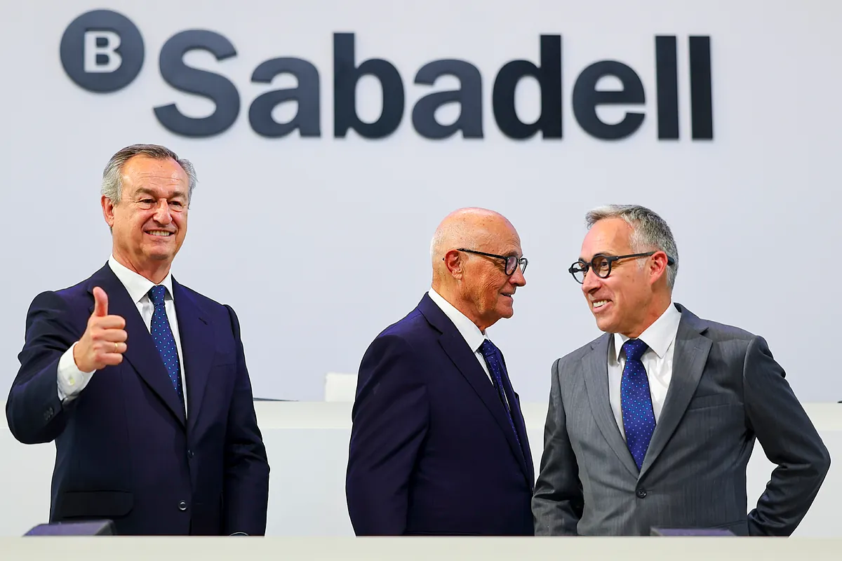 Los bajistas se repliegan en banca antes de los resultados trimestrales