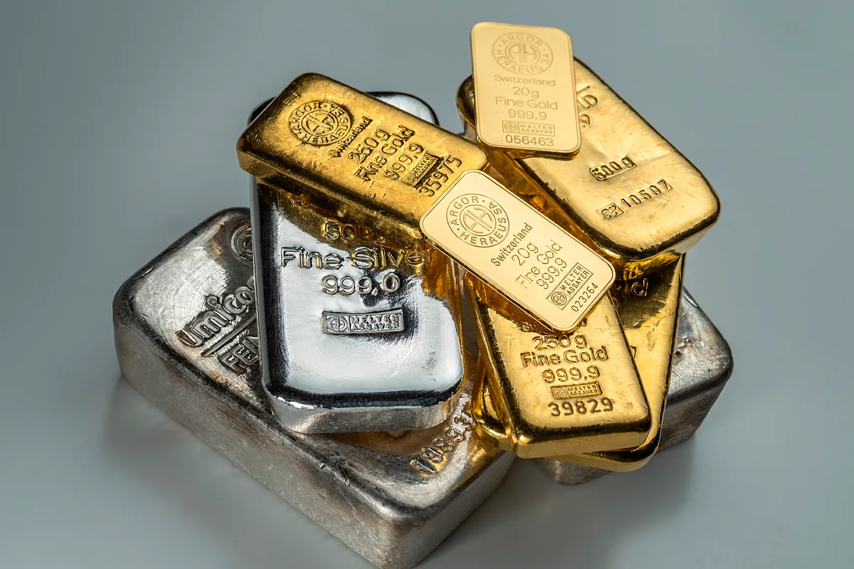 Oro, plata y platino encandilan al mercado