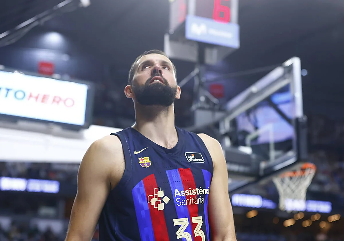 La vía Mirotic, a largo plazo para el Unicaja