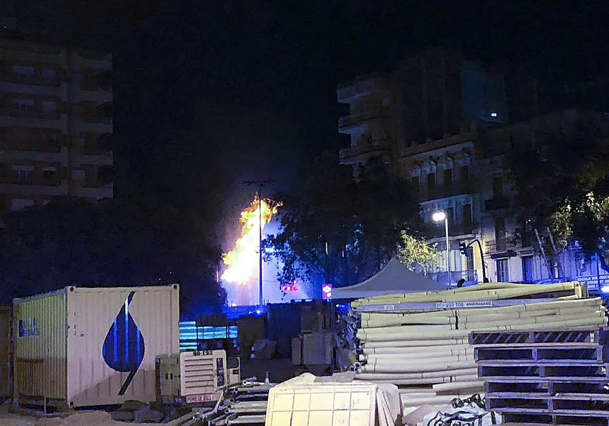 Ocho trabajadores heridos, dos de ellos graves, tras una explosión de gas en las obras del Metro de Barcelona