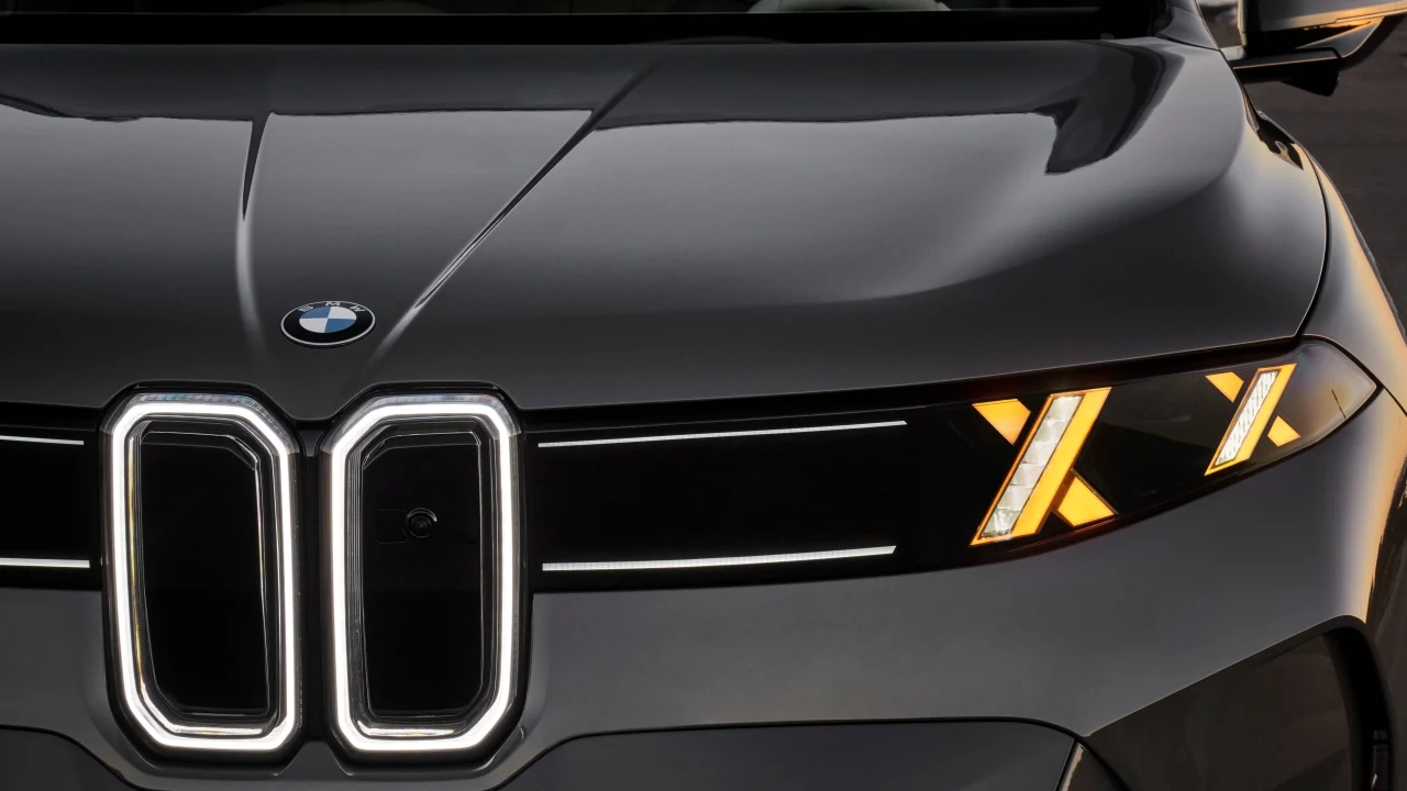 El Salón de París iba a ser el renacer de la industria europea, pero BMW ya se ha bajado del cartel
