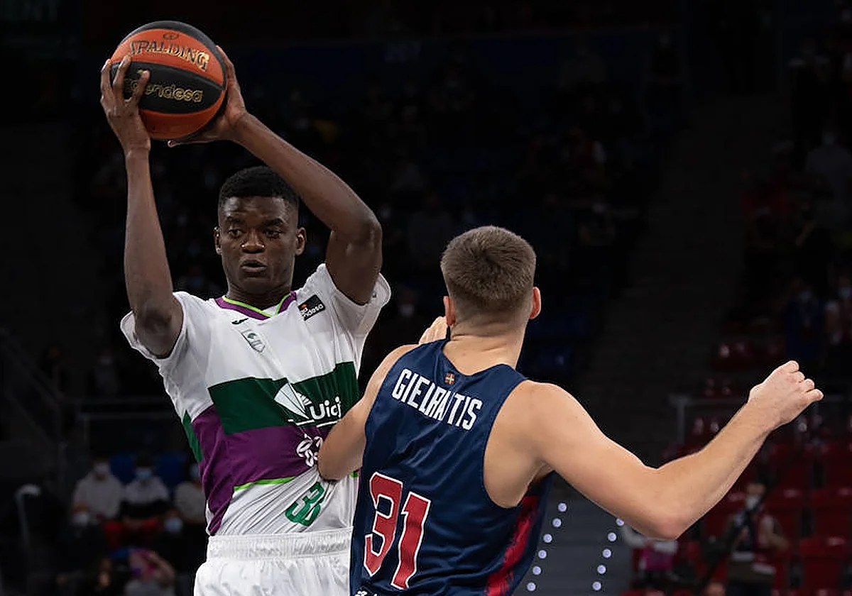 El Unicaja hace oficial el regreso de Yannick Nzosa