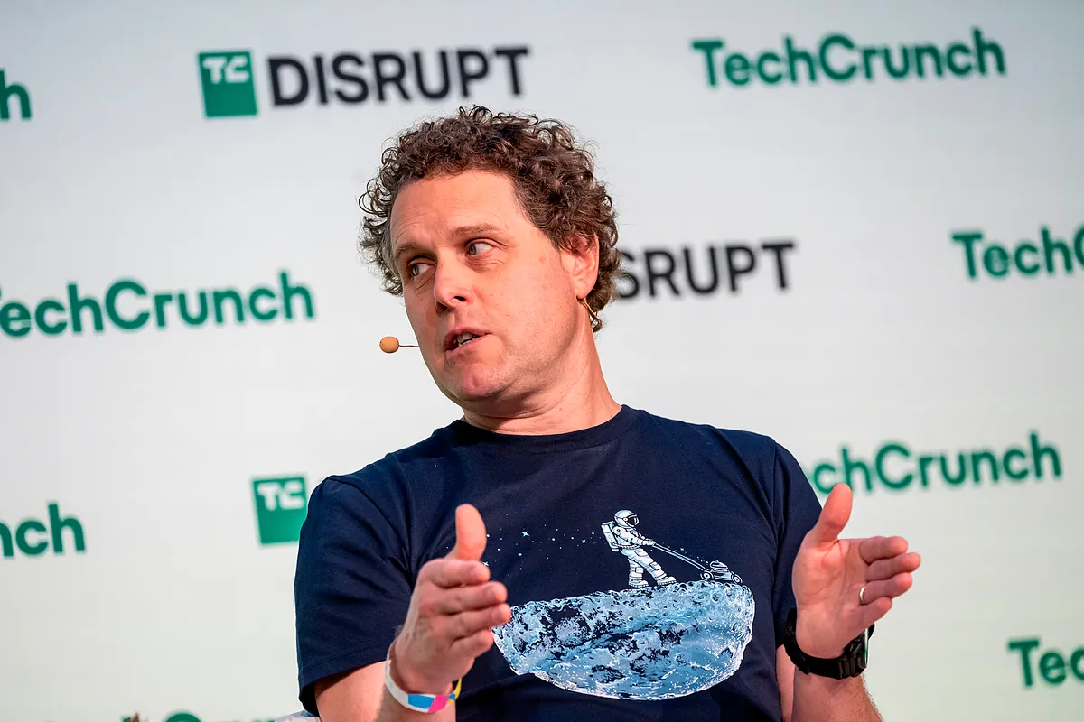 El fabricante neozelandés de cohetes que compite con Elon Musk y Jeff Bezos