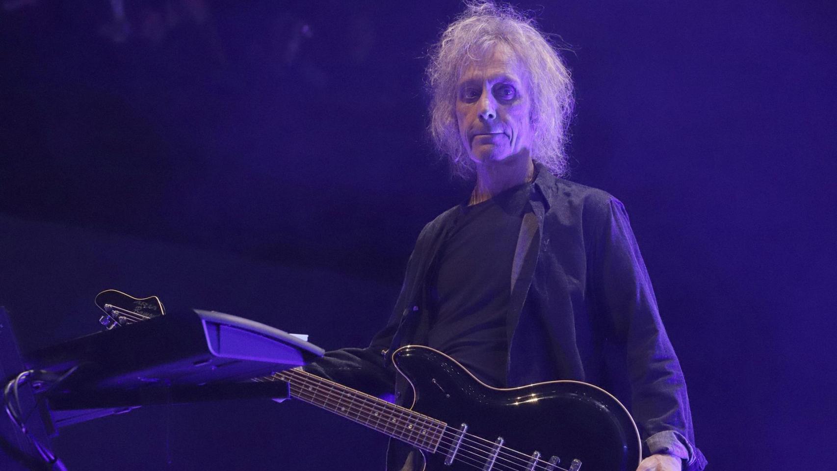 Perry Bamonte, guitarrista de la banda británica The Cure, fallece a los 65 años