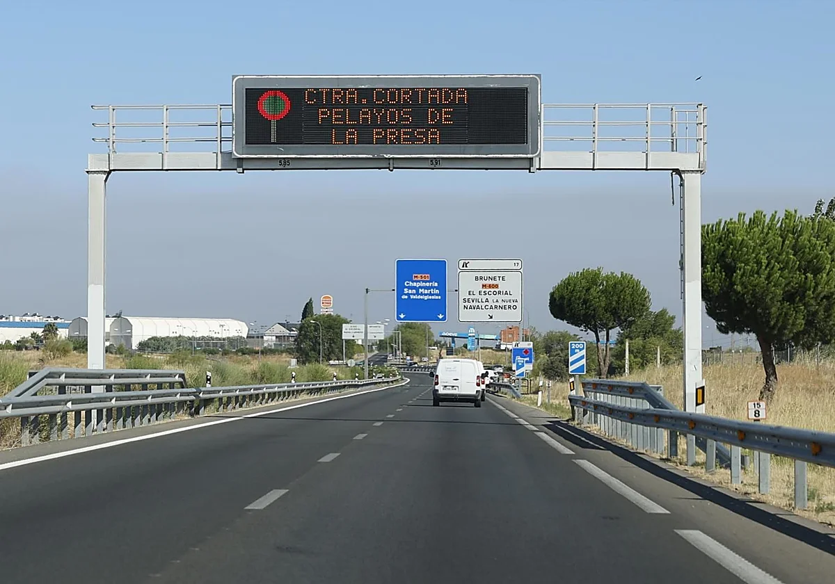 Carreteras cortadas este viernes por los incendios forestales, consulta el mapa actualizado de la DGT