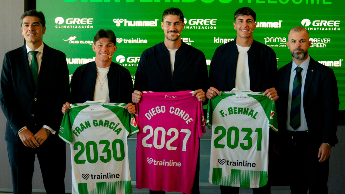 Facundo Bernal, Fran García y Diego Conde, las tres primeras piezas del nuevo Betis de Champions
