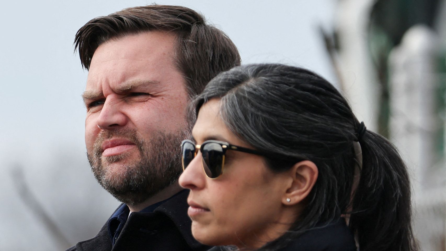 La nueva vida de JD Vance: una finca de lujo, un gallinero de 120.000$ y un helicóptero para llevar a su hijo a clases de golf