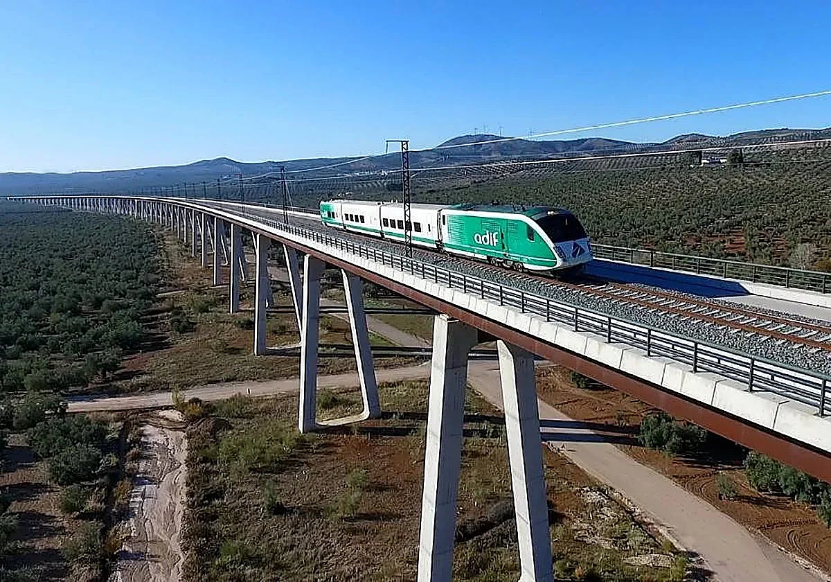 La alta velocidad entre Antequera y Granada ganará una segunda vía en 46 kilómetros