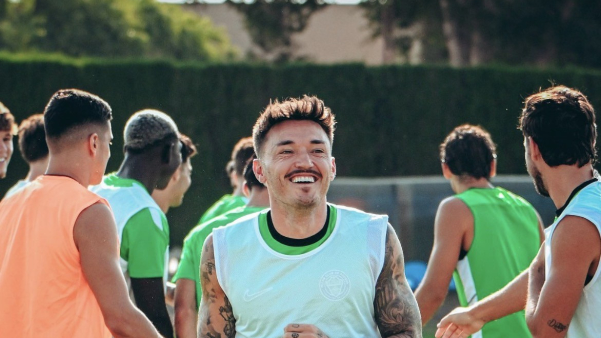 Josan será el pregonero de las Fiestas de Elche en el año de su décima temporada como franjiverde