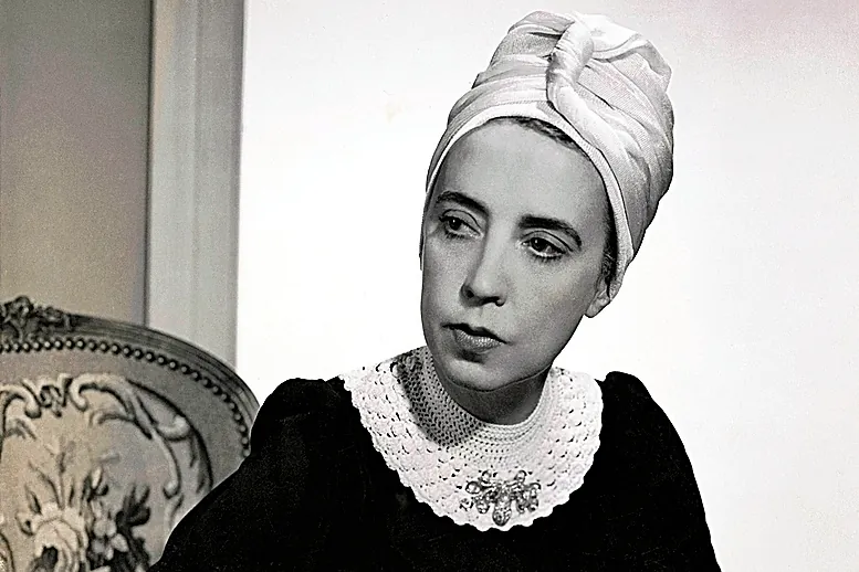 Elsa Schiaparelli o el arte de no parecerse a nadie