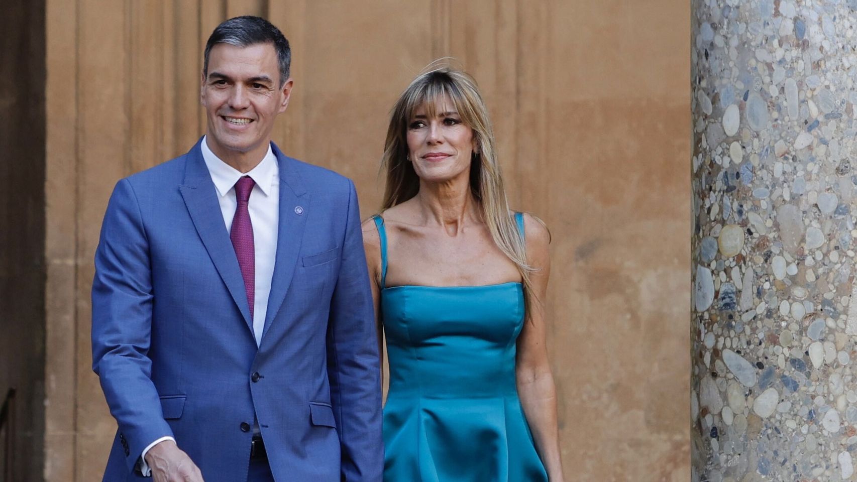 Sánchez dice que Begoña quiso evitar los "conflictos de interés" pero a los pocos meses ya hacía negocios desde la Moncloa