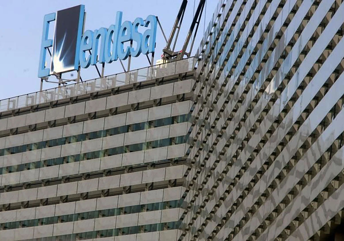Endesa eleva un 41% ganancias a junio y dispara su previsión de beneficio para 2026 a más de 2.400 millones