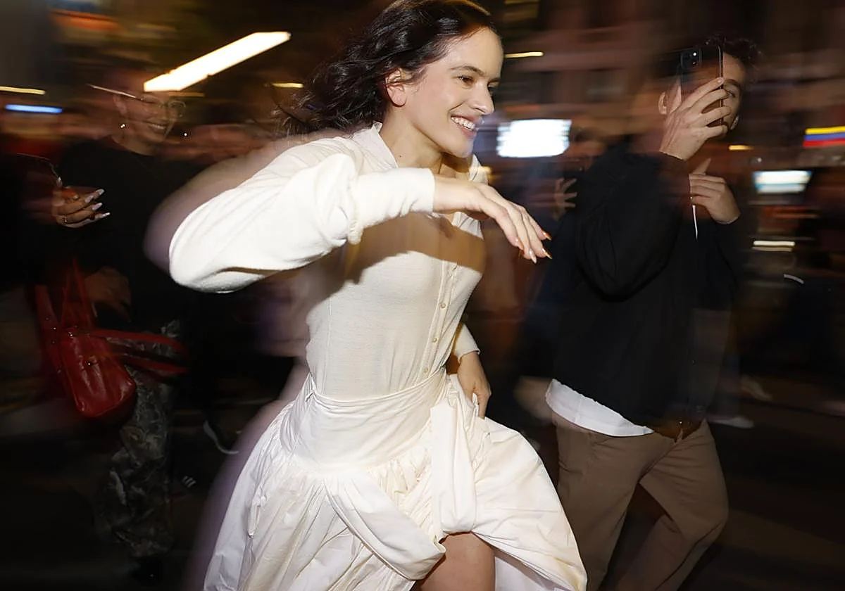 El tono Cloud Dancer se consagra como un nuevo código estético global