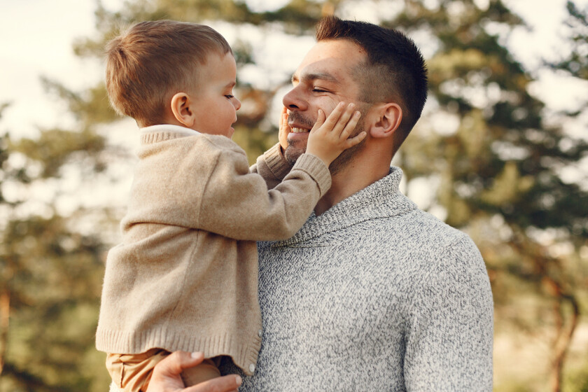 La ciencia ya lo ha confirmado: el cerebro de los padres también cambia al tener hijos