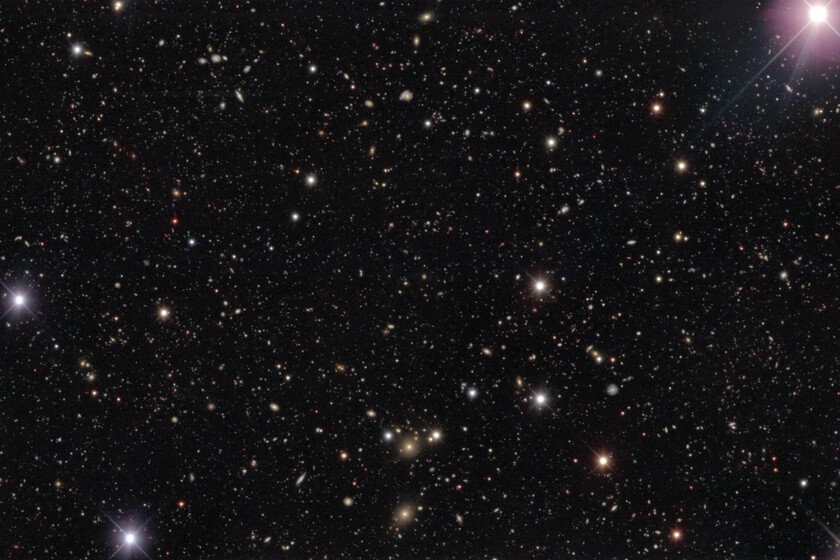 Llevamos décadas dando por hecho que el universo se acelera por la energía oscura. Un estudio dice que todo fue un espejismo estadístico