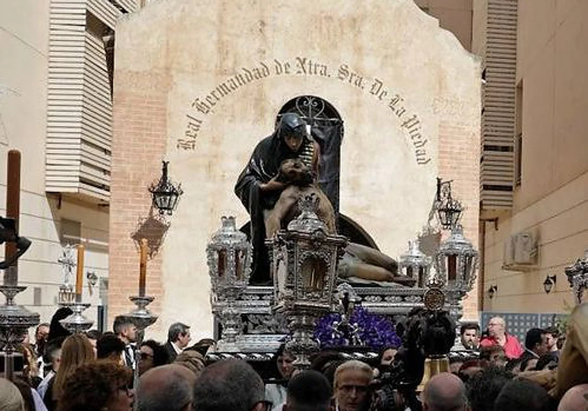 La bendición de la capilla de la Piedad y la festividad de la Virgen de los Ángeles, entre las principales citas cofrades
