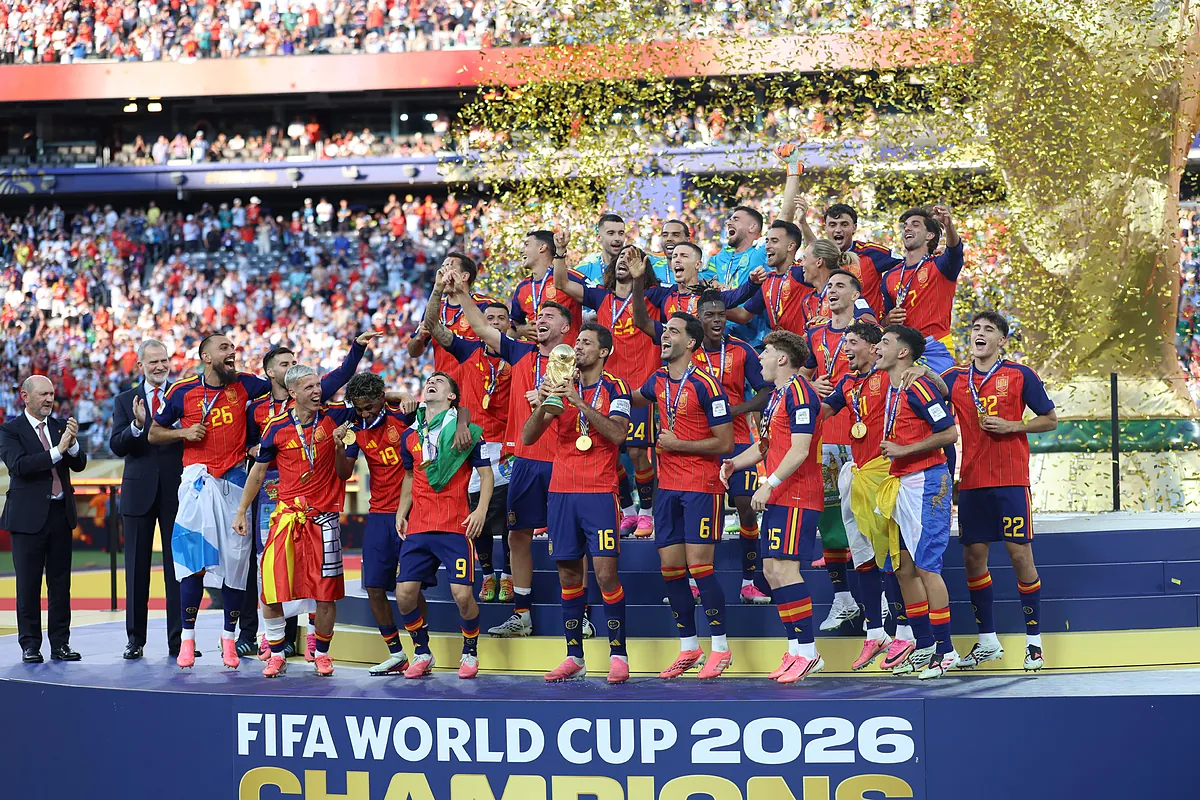 Adidas sufre su mayor desplome en Bolsa pese al tirón del Mundial de fútbol