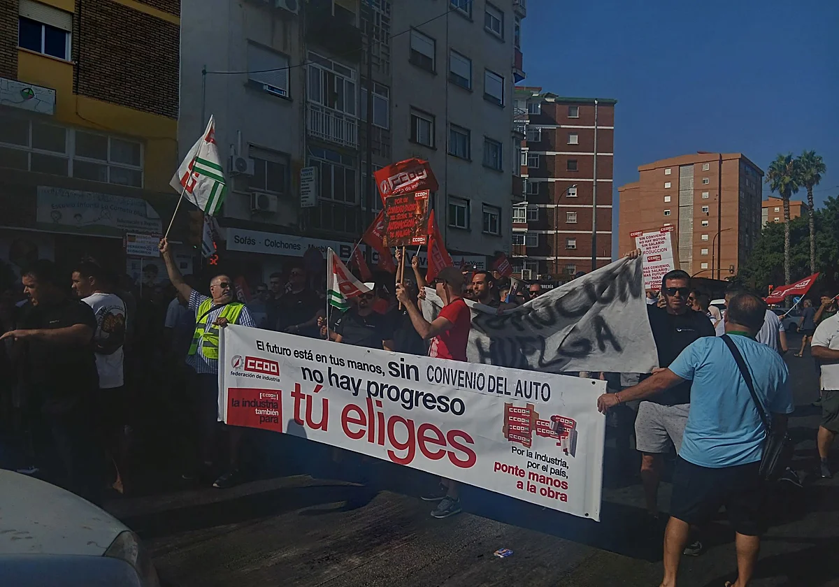 Seis mil trabajadores de concesionarios y talleres, llamados desde hoy a la huelga