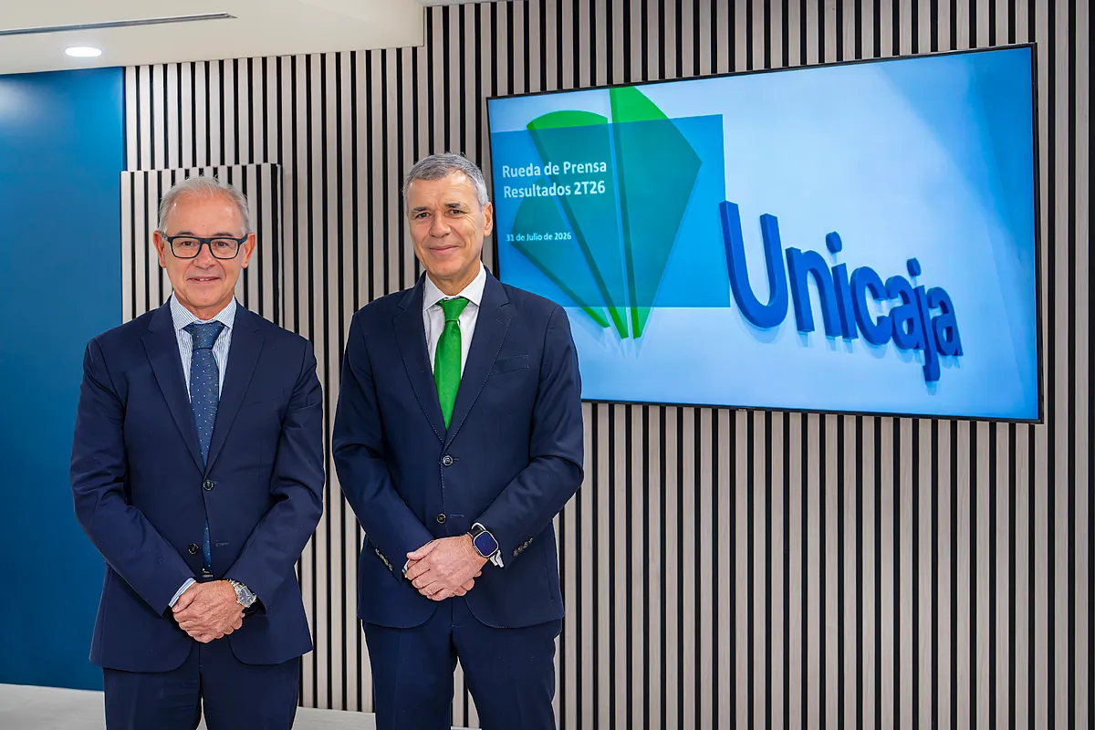 Unicaja descarta planes de salidas voluntarias provocados por la IA