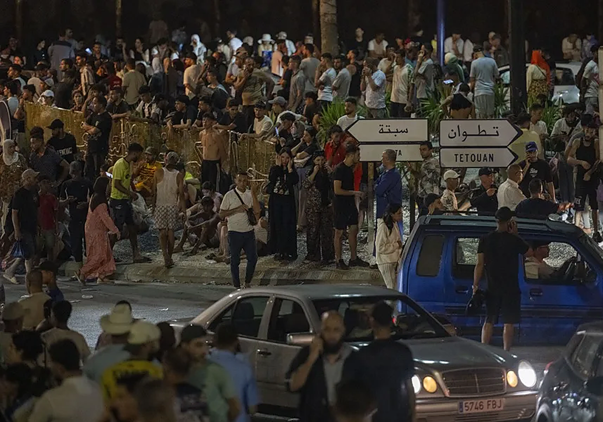 El Gobierno estima que 48.300 de las 60.000 personas llegadas a Ceuta en su mayor crisis migratoria han salido ya