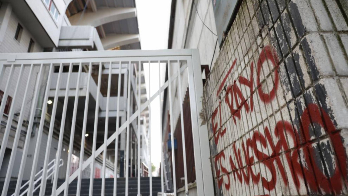 Los jugadores del Rayo alzan la voz: "Lo único que queremos es estabilidad"