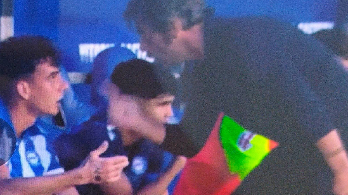 Ángel Pérez se disculpa tras el encontronazo con Quique: "Fue un momento de frustración conmigo mismo"
