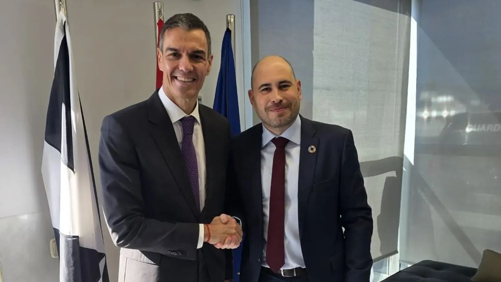 La invasión arrolla a Triano, el maestro de español en el CETI de Ceuta que Sánchez colocó de delegado para tumbar a Vivas