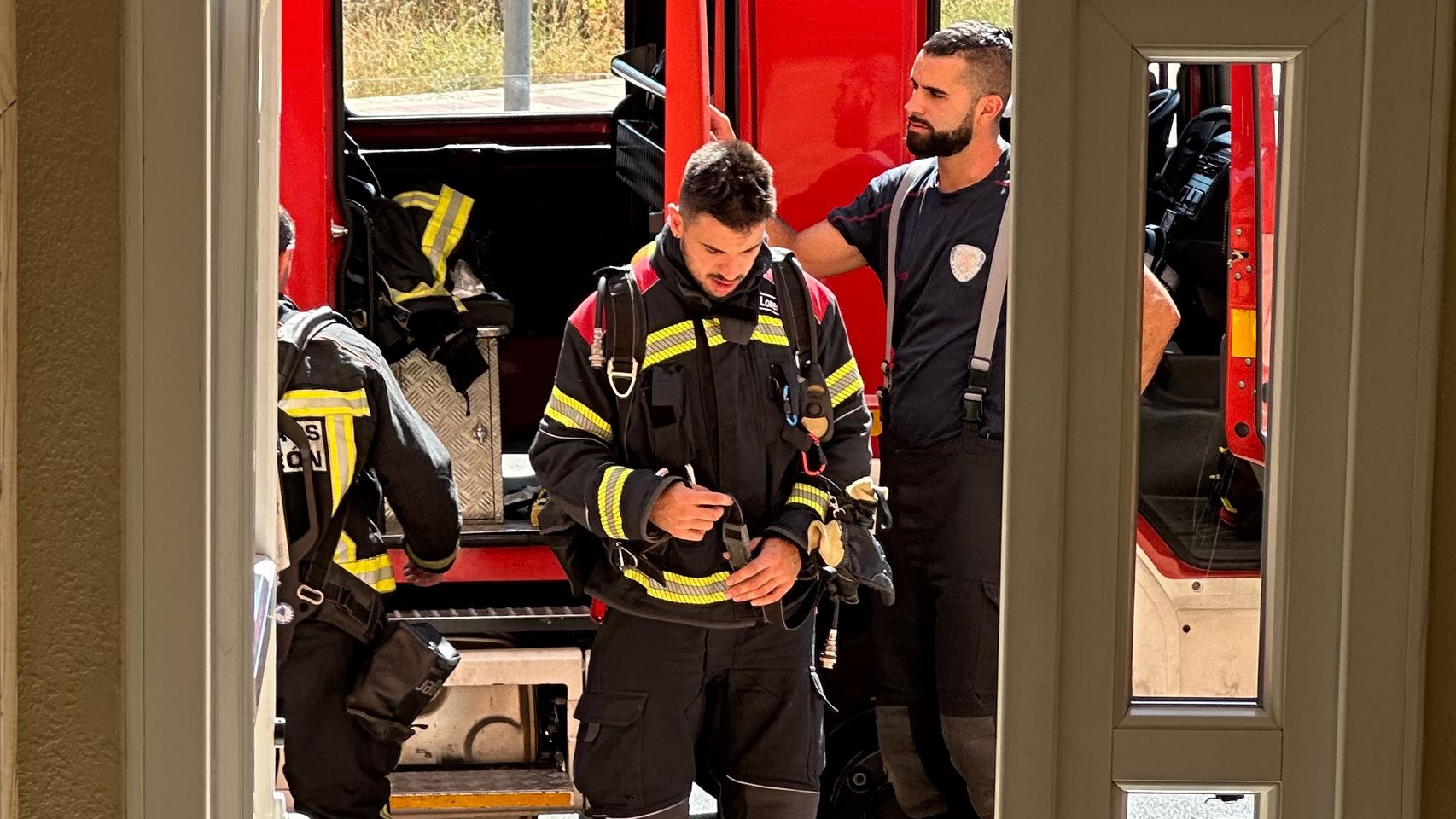 El incendio en el baño de una vivienda de un pueblo de León deja una mujer herida por inhalación de humo