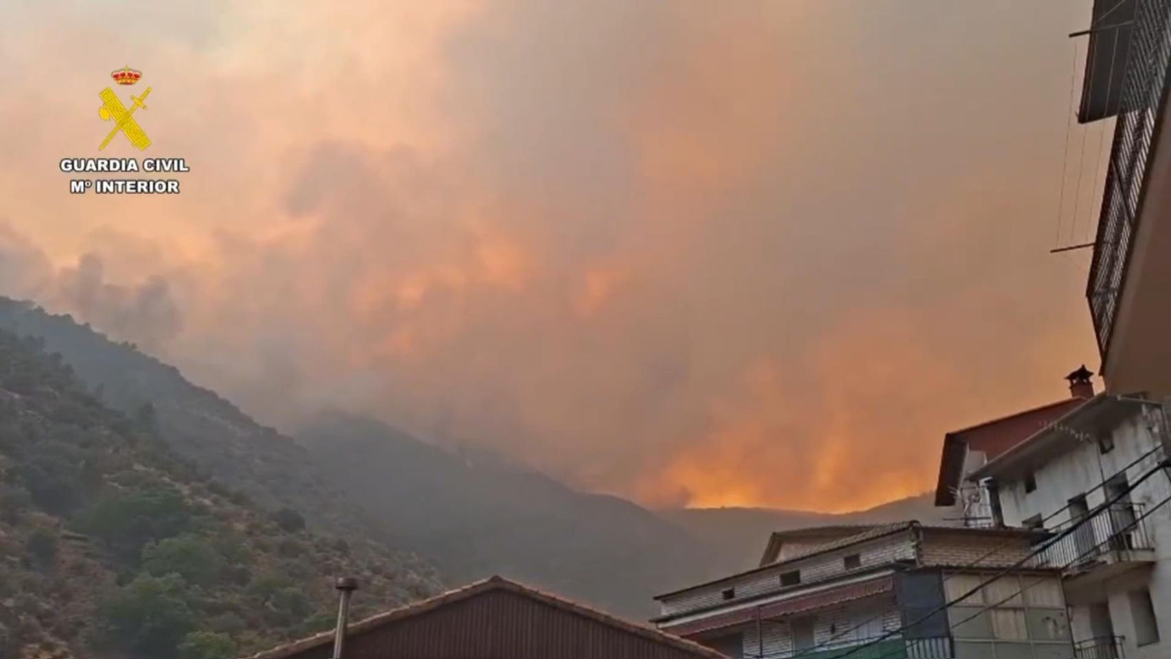 Denuncian que el incendio de Las Hurdes ha sido provocado: hay 1.600 hectáreas arrasadas y 700 personas desalojadas